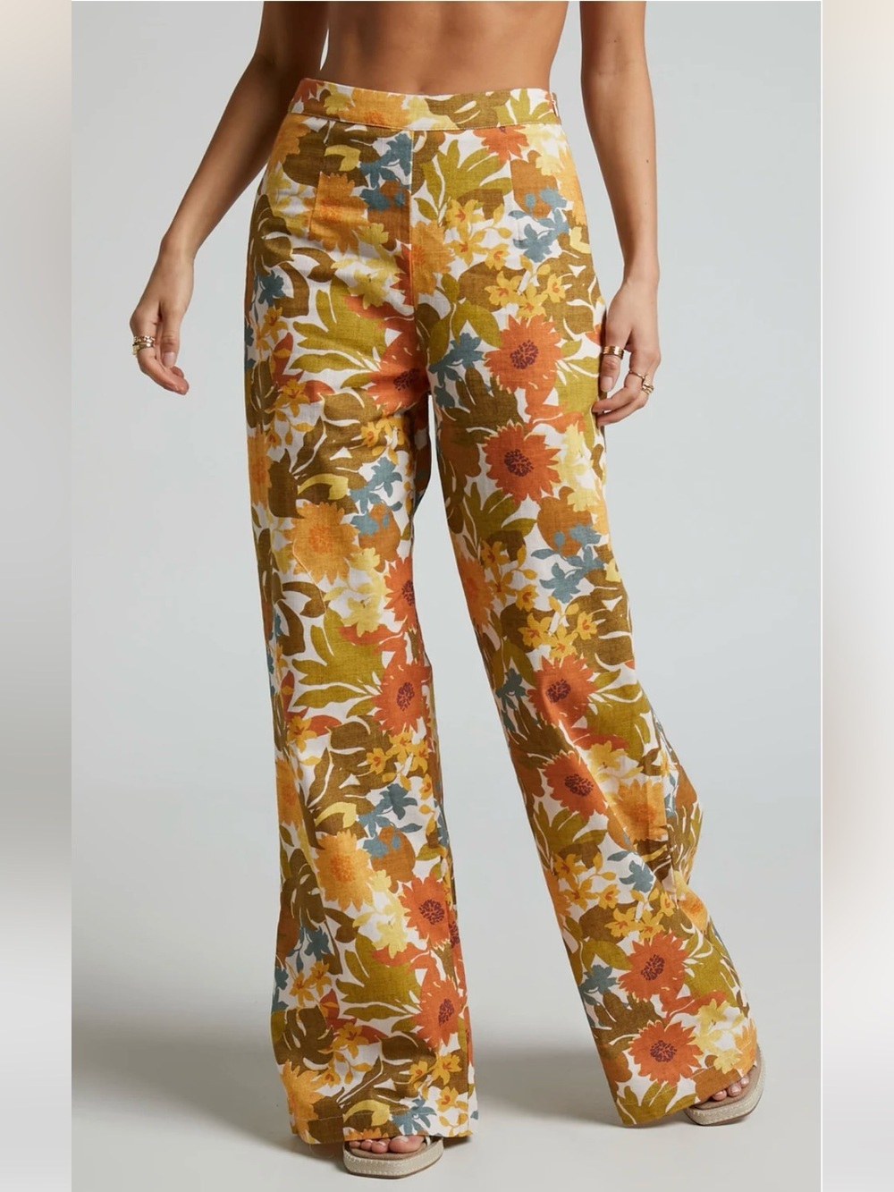 AMALIE High Waisted Flare Pants Size 2